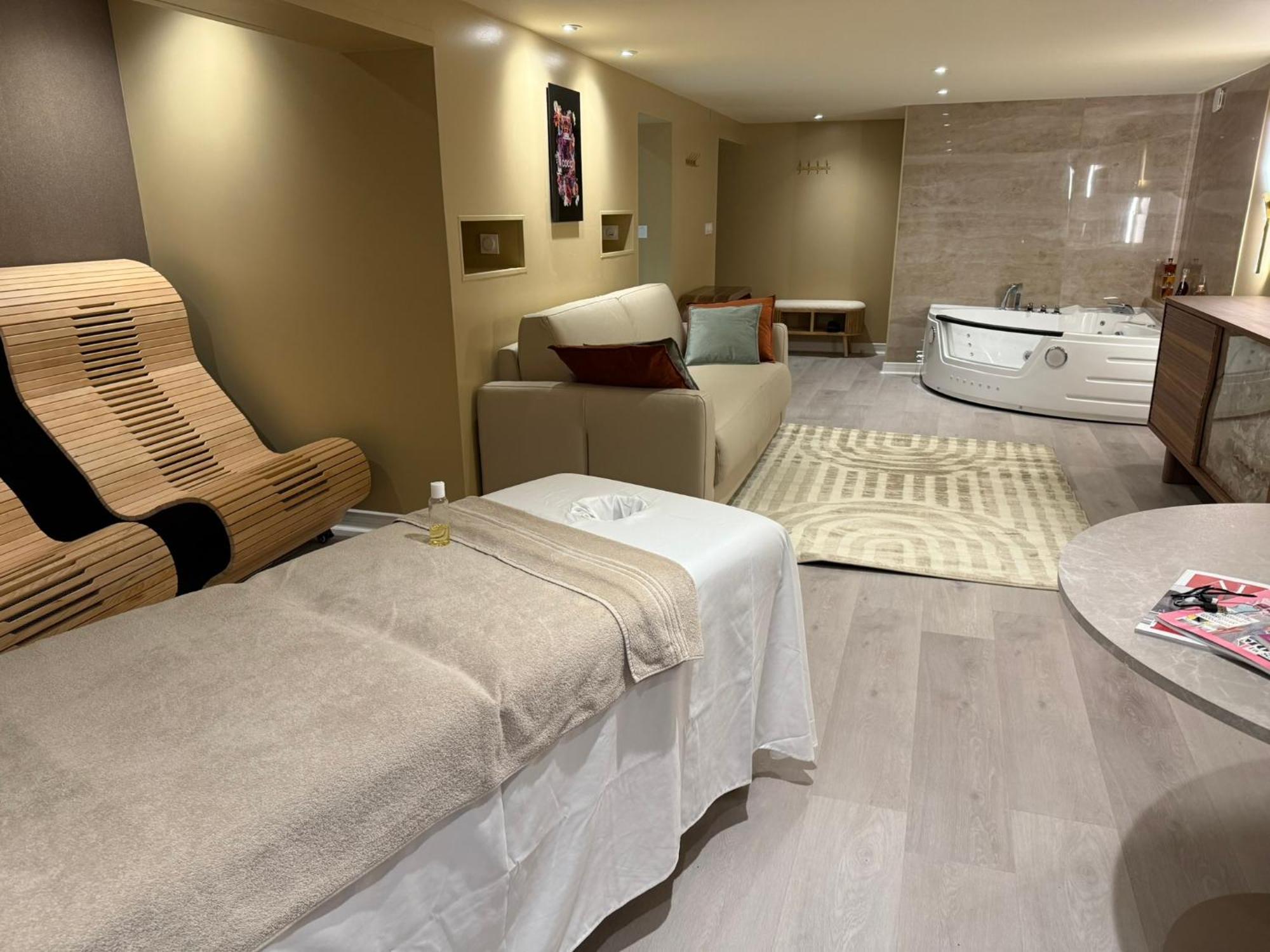 Loft Guest house *